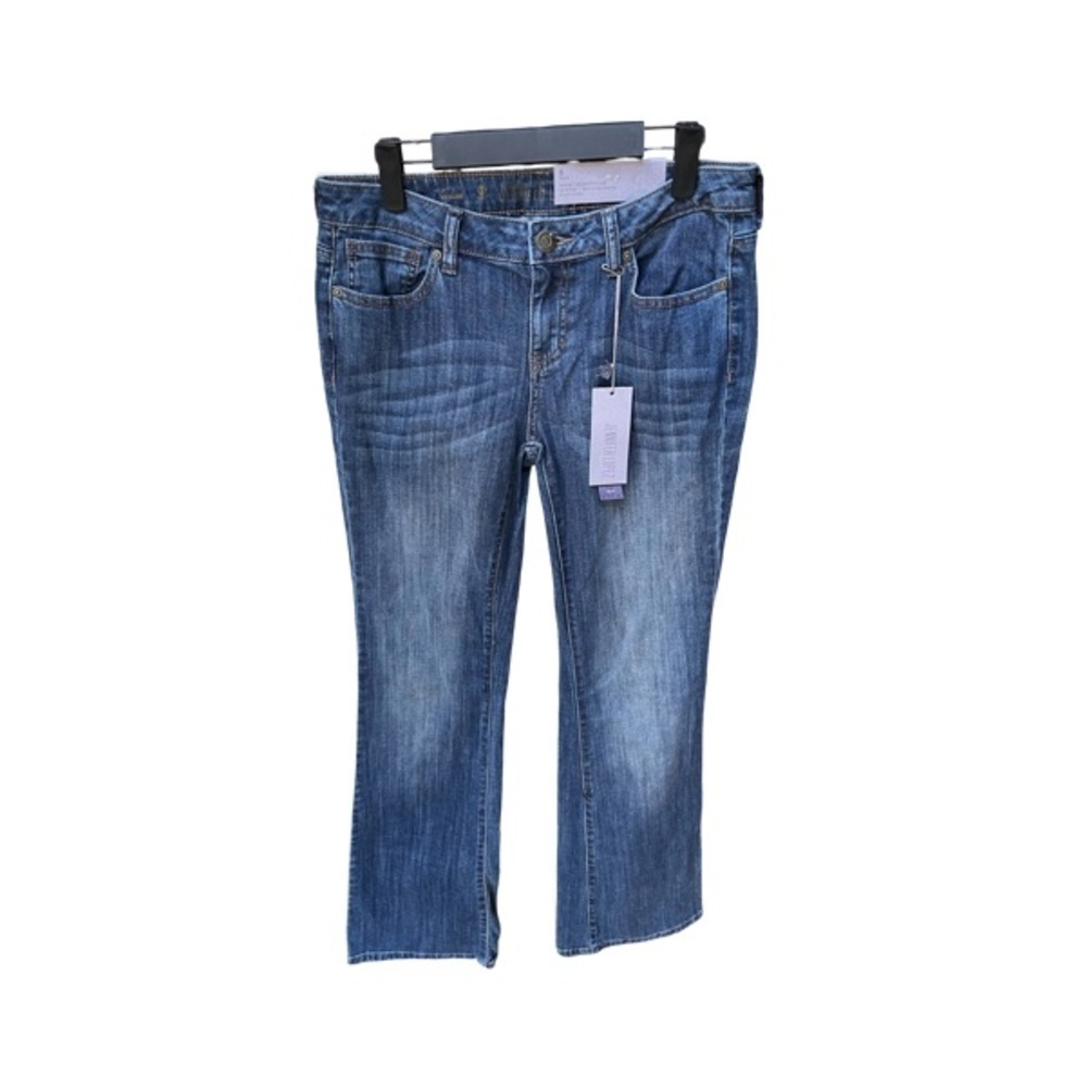 NWT Jennifer Lopez Medium Blue Mid-Rise Boot Cut Jeans Women’s Size 6